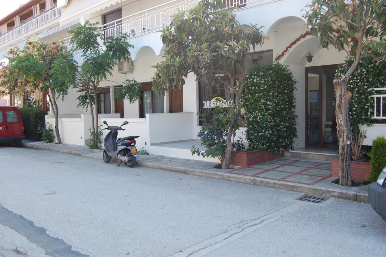Giorgos Apartments Square Vrasná 외부 사진