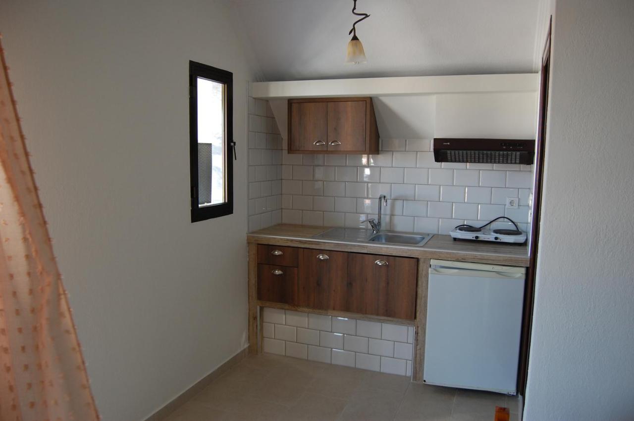 Giorgos Apartments Square Vrasná 외부 사진