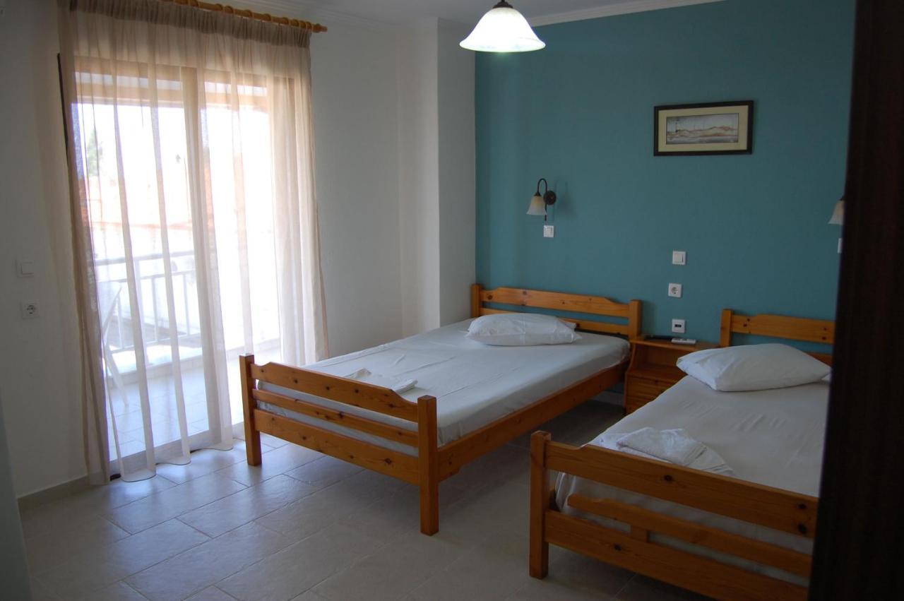 Giorgos Apartments Square Vrasná 외부 사진
