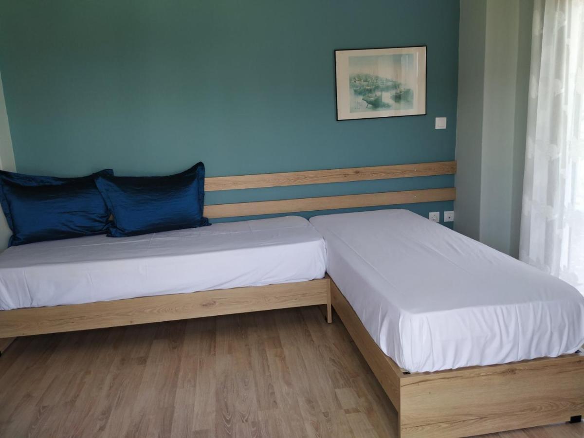 Giorgos Apartments Square Vrasná 외부 사진