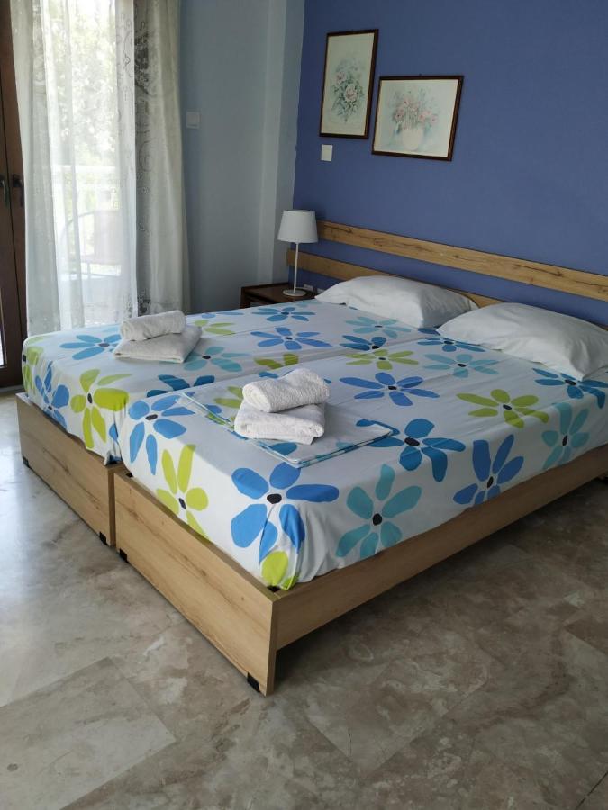 Giorgos Apartments Square Vrasná 외부 사진