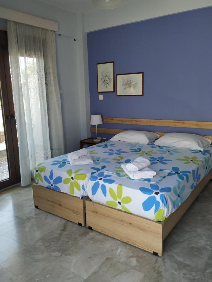 Giorgos Apartments Square Vrasná 외부 사진