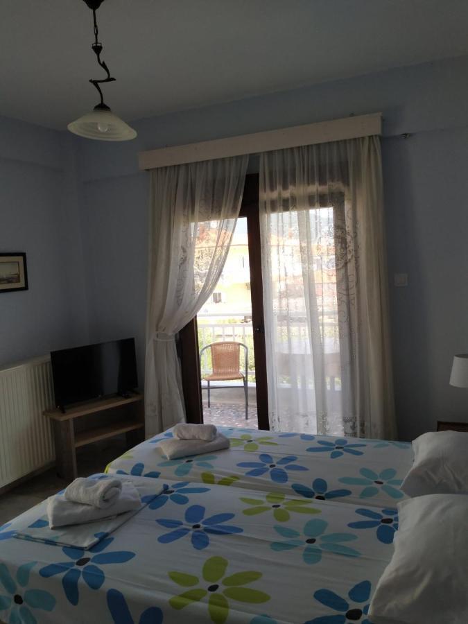 Giorgos Apartments Square Vrasná 외부 사진