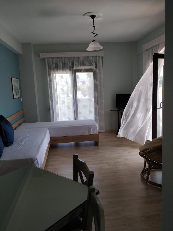 Giorgos Apartments Square Vrasná 외부 사진