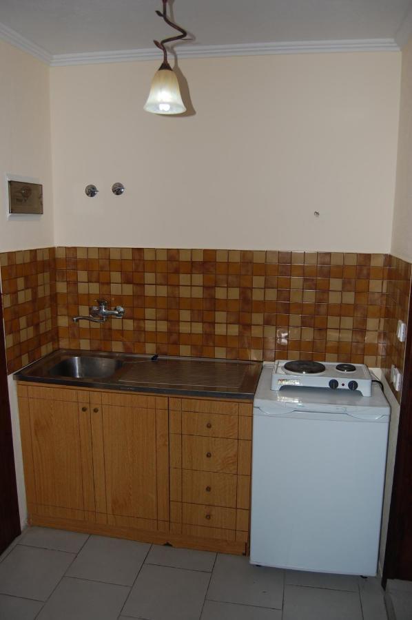 Giorgos Apartments Square Vrasná 외부 사진