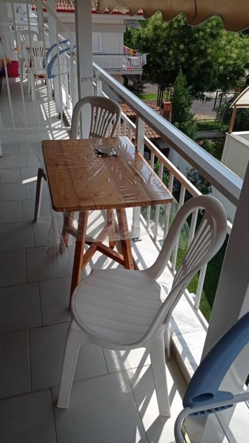 Giorgos Apartments Square Vrasná 외부 사진